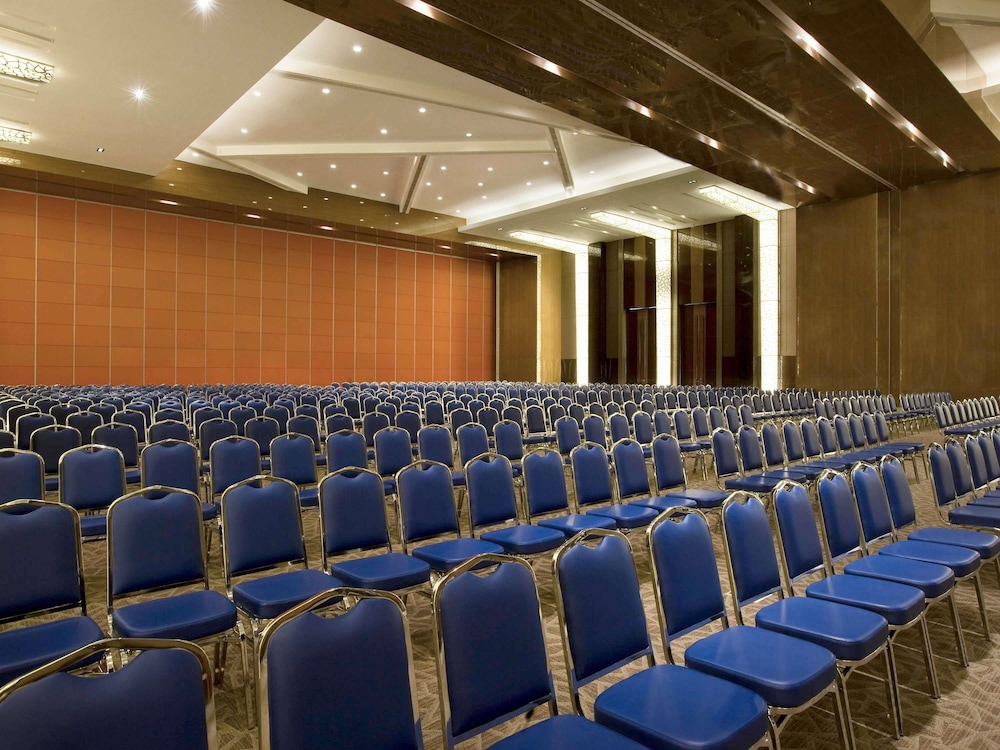 Novotel Bangka Hotel & Convention Centre 67/75