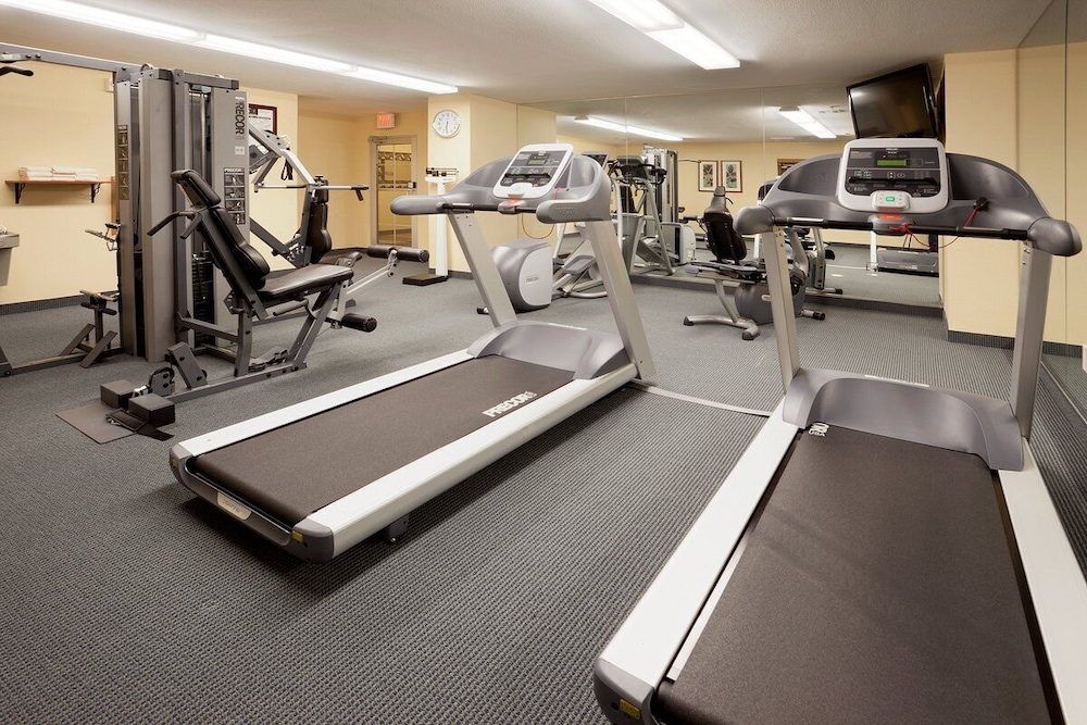 Woodland Suites (ex. Candlewood Suites Weatherford) 13/35