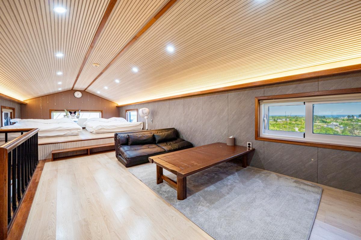 Gangneung Gyeongpo Cabin Pension 8/16