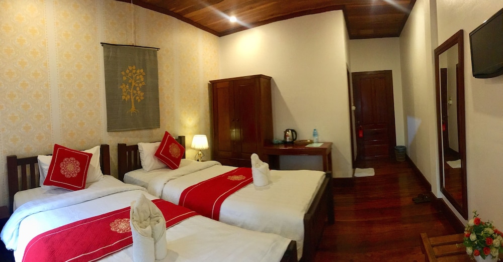 Pangkham Lodge 16/27