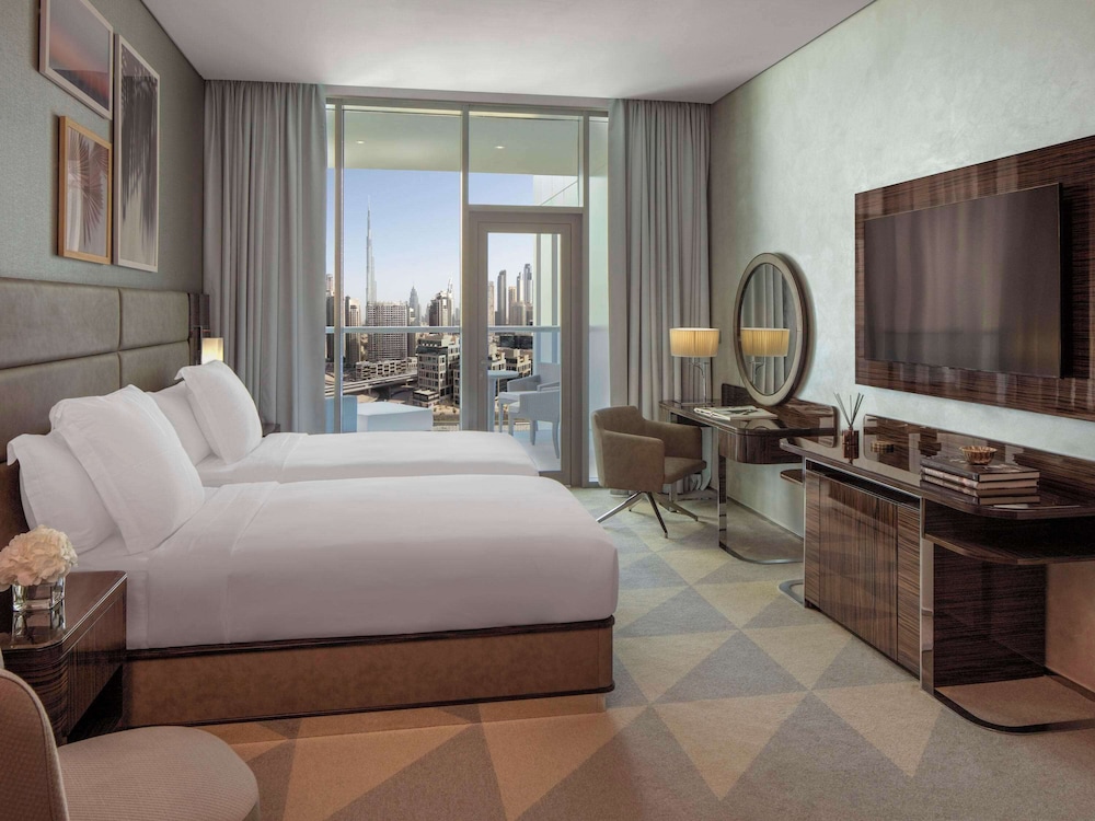 VIP, KING BED, BURJ KHALIFA VIEW, CITY VIEW, BALCONY