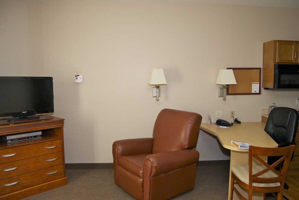 Candlewood Suites Elkhart 16/26