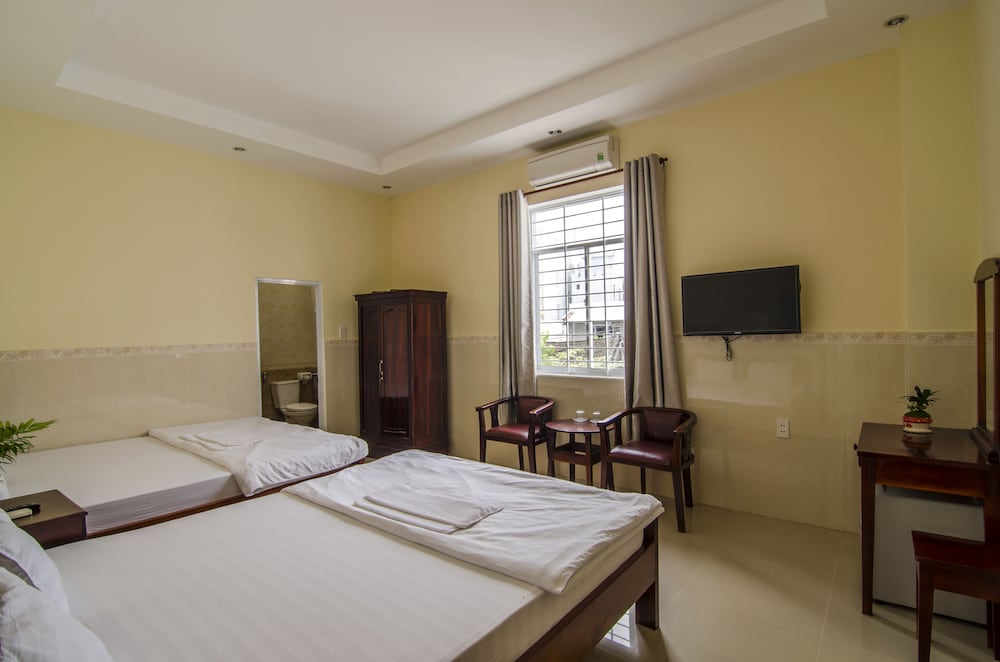 Kim Hong Nhat Guesthouse 7/16