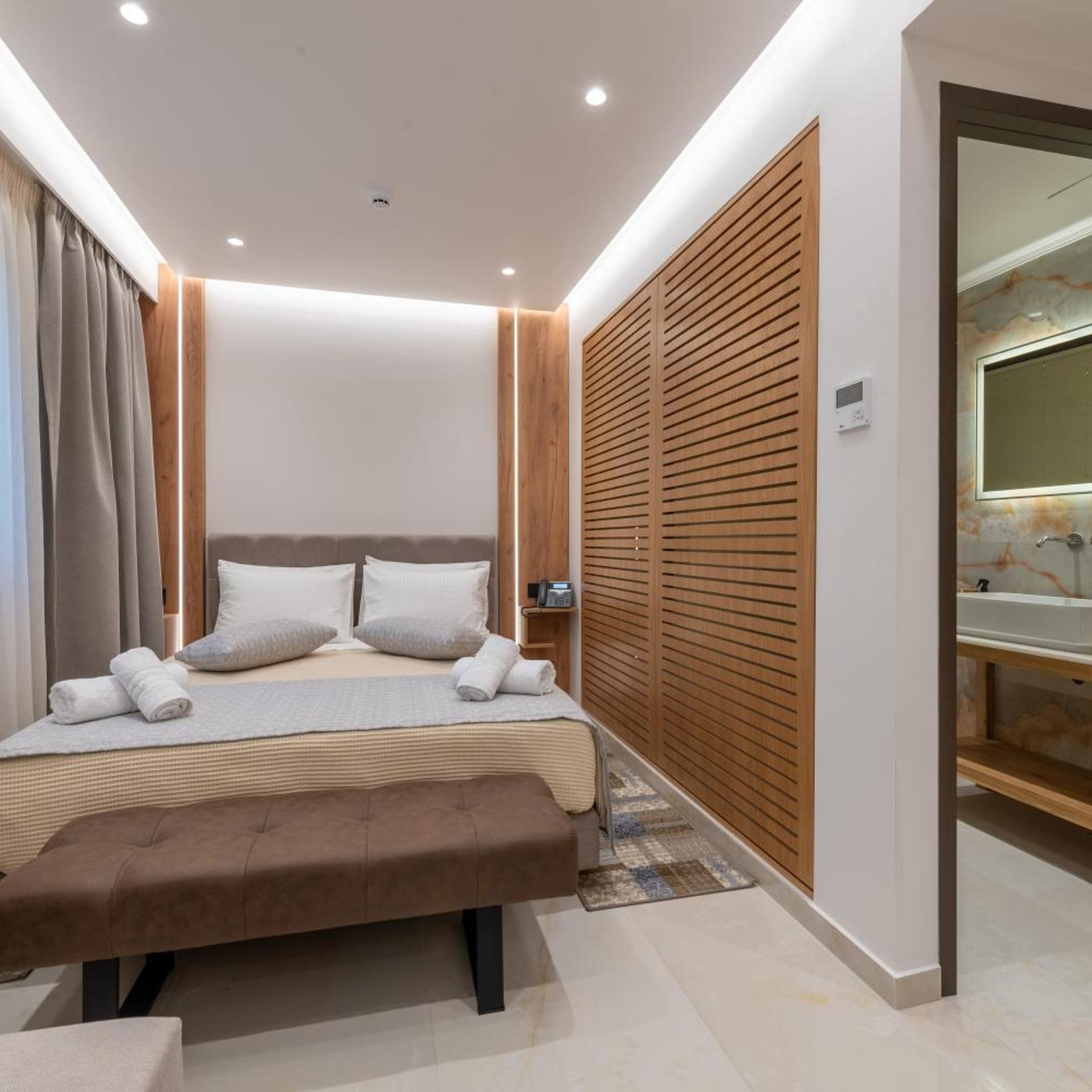 DOUBLE ROOM SUPERIOR