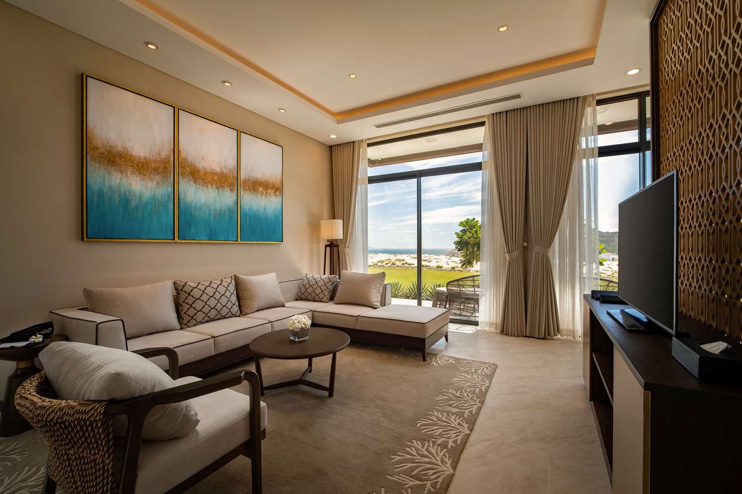 Wyndham Grand KN Paradise Cam Ranh 16/44