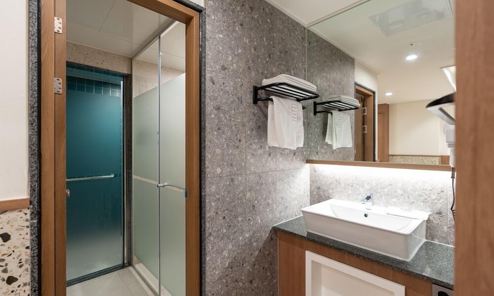 Jecheon Hound Hotel 42/50