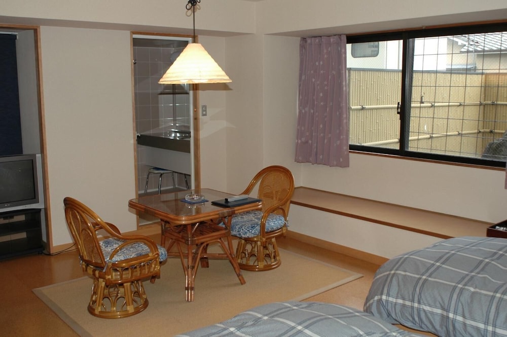 Saga Grace Hotel 5/20