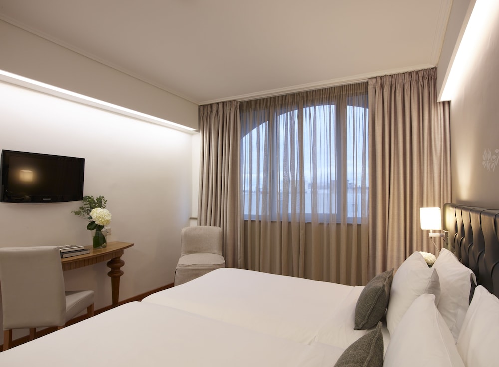 Titania Hotel 21/48