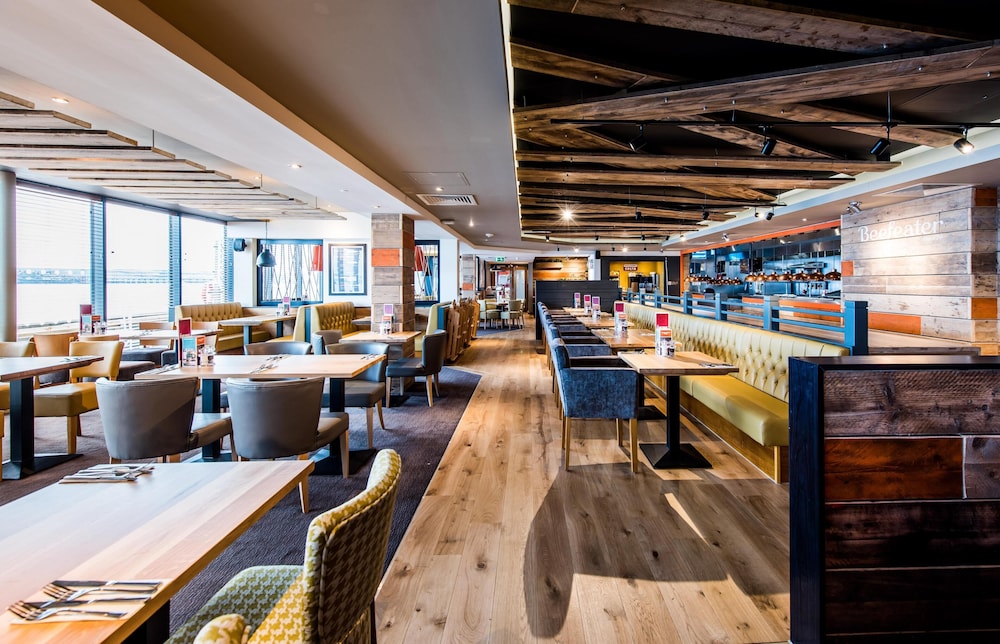 Premier Inn Dundee Centre 35/55