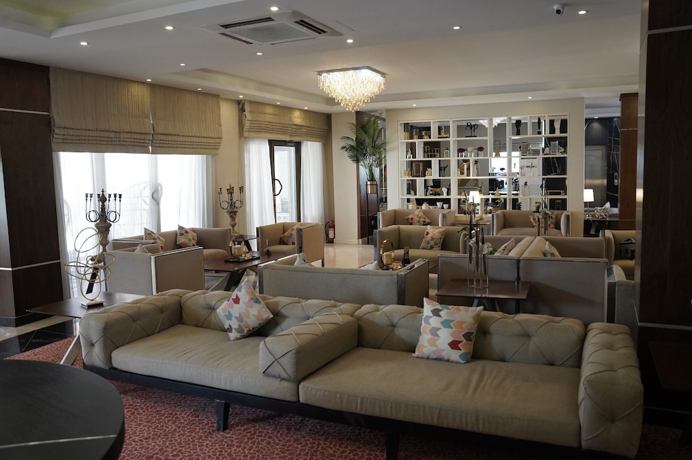 Lijam Hotel 39/50