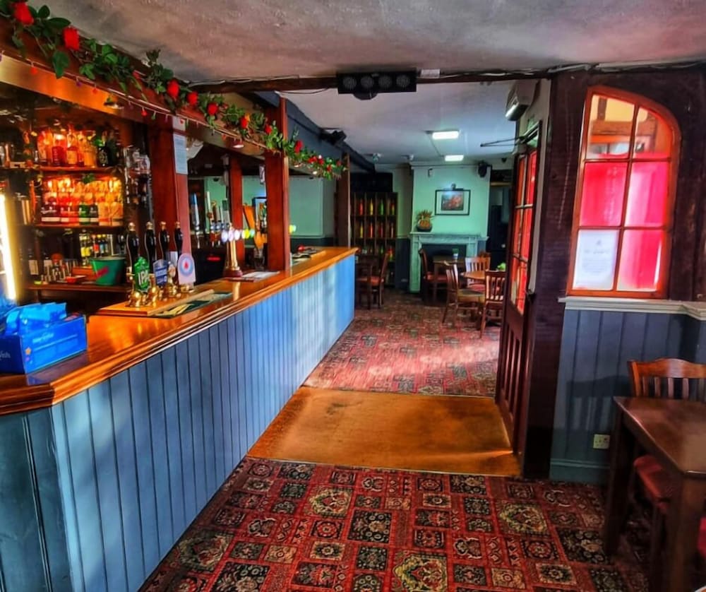 The George and Dragon Hotel 7/64