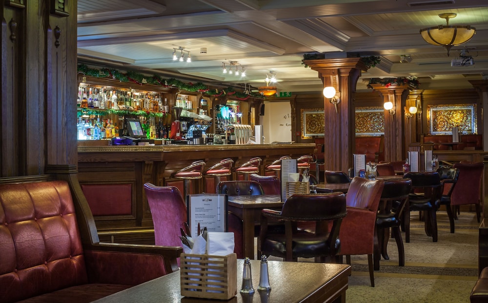 Beresford Hotel 49/58