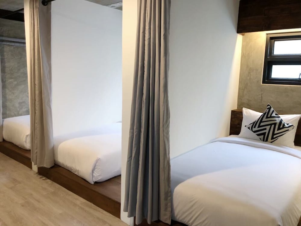 The Entaneer Poshtel - Hostel 16/42