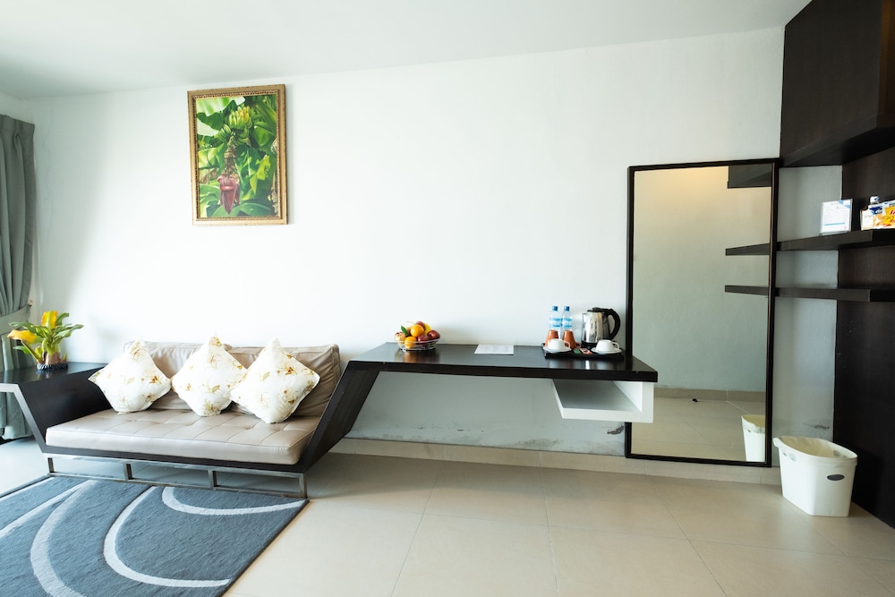 Vogue Hotel Pattaya 45/63