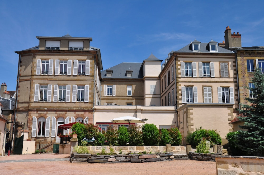 Mercure Moulins Centre Hotel de Paris 3/75