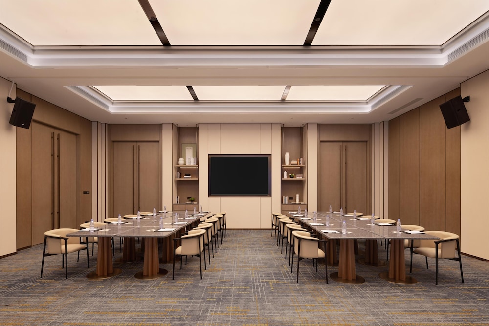 Hilton Garden Inn Chengdu Huaxi Wuhou Shrine 49/56