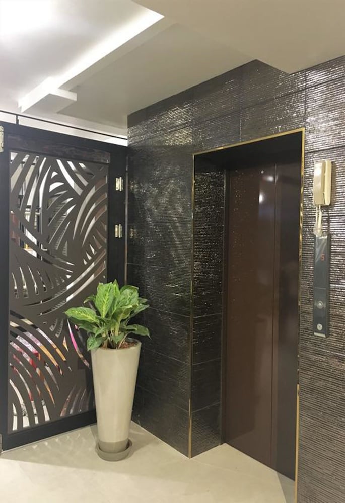 Bangkok Saran Poshtel 10/64