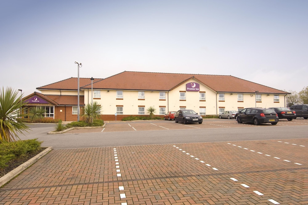 Premier Inn Oldham Central 41/48