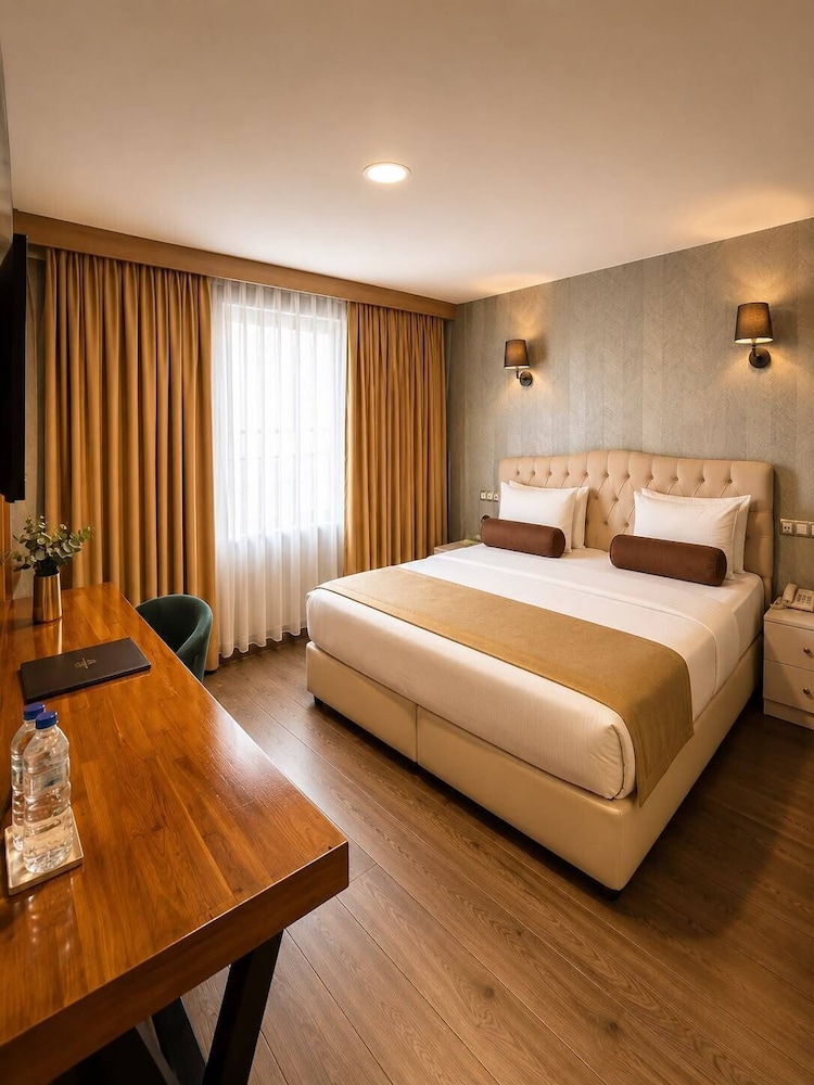 Kuzen Otel - Adults Only 10/50