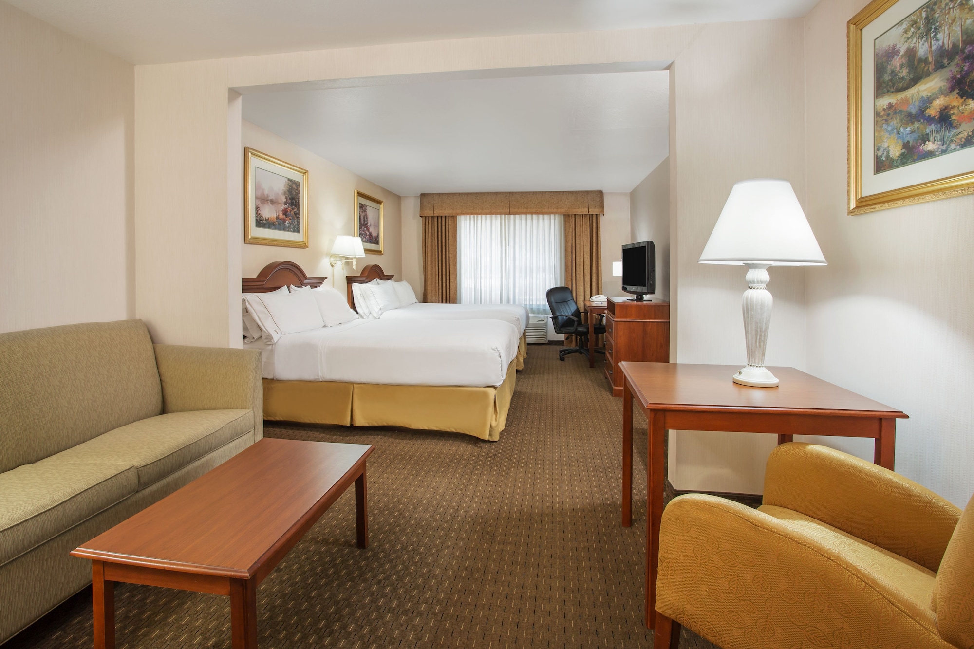 غرفة قياسية بسريرين كوين، Holiday Inn Express Hotel And Suites Marion 9/9