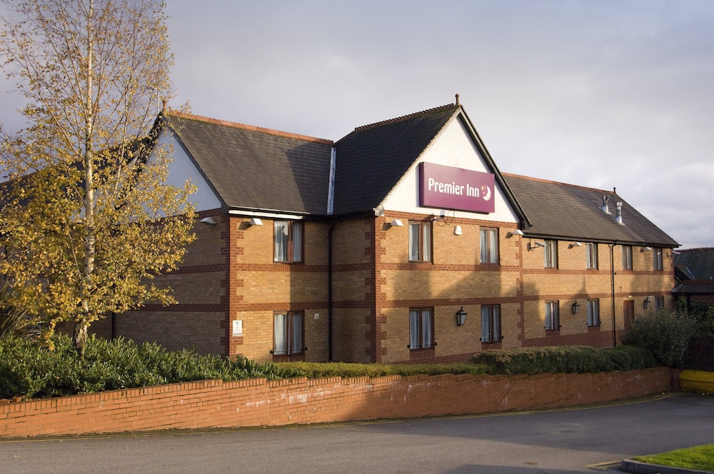 Premier Inn Warrington North East in WARRINGTON - UK
