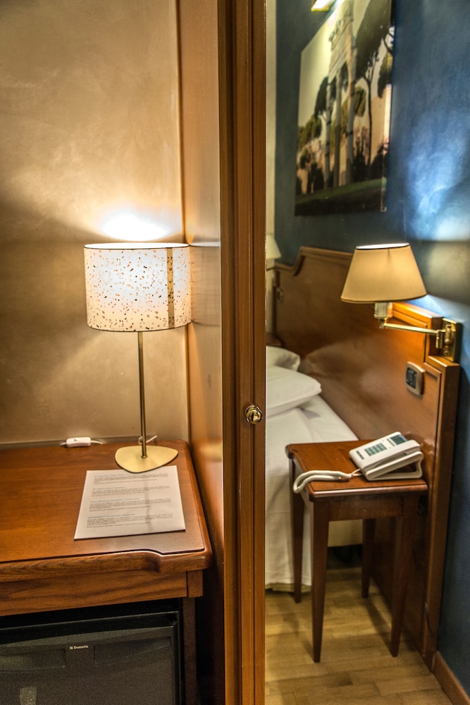 Hotel Kent Roma 25/63