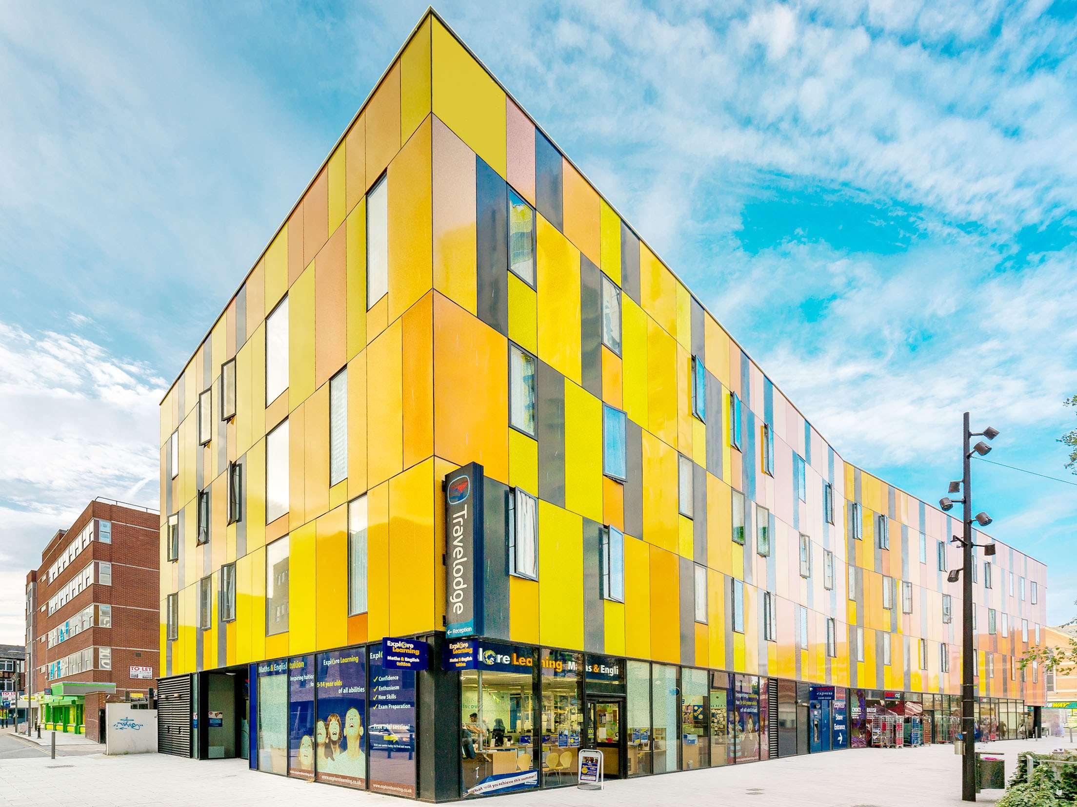 Travelodge London Barking 2/14