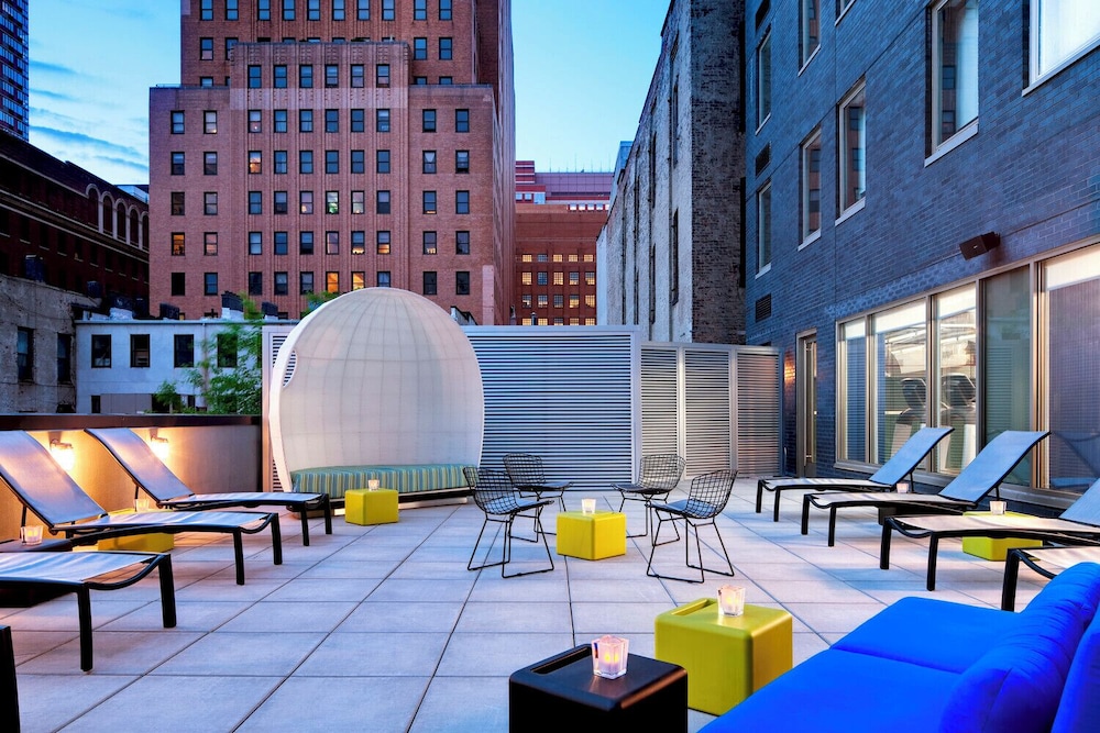 Aloft New York Brooklyn 43/48