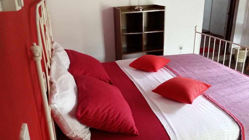 Village Villa Home Stay 10/24