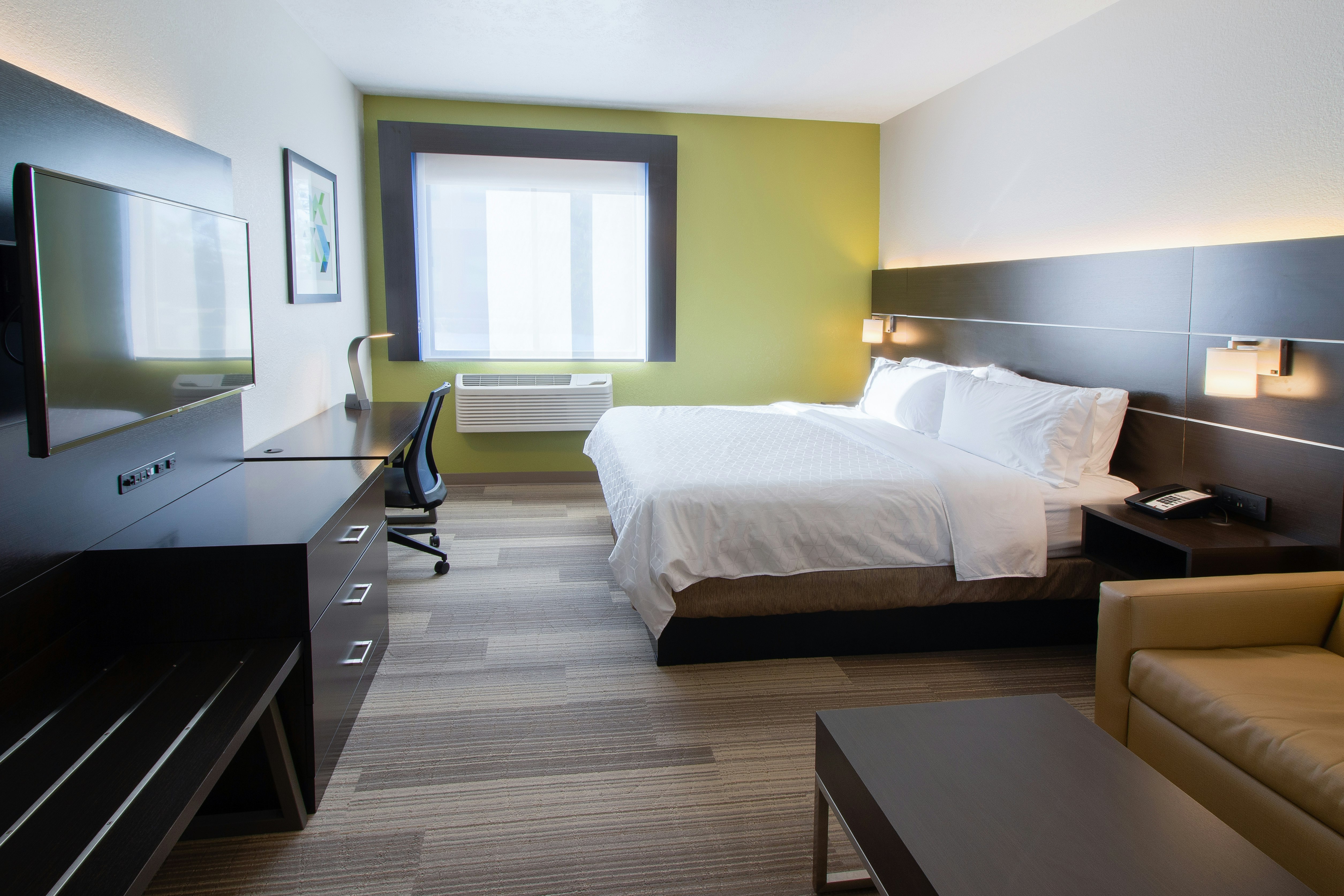 جناح استوديو بسرير كينج، Holiday Inn Express Hotel And Suites Worthington 3/4