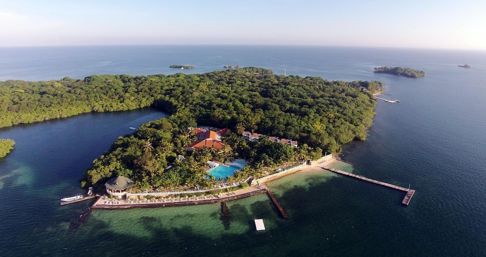 Hotel Cocoliso Island Resort 12/75