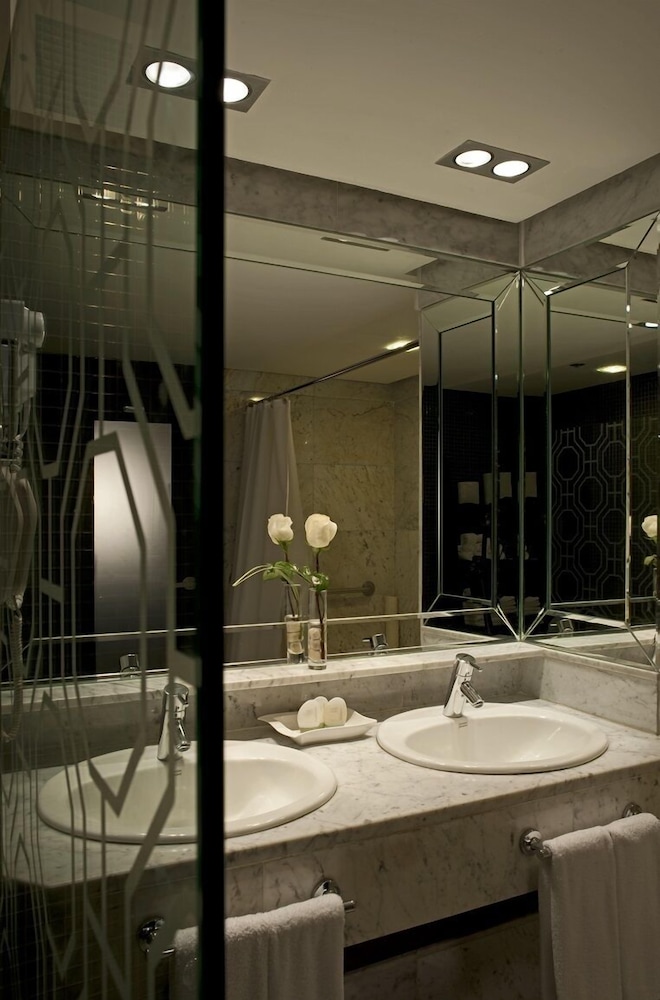 Crowne Plaza Santo Domingo (ex Intercontinental V Centenario Hotel) 27/71