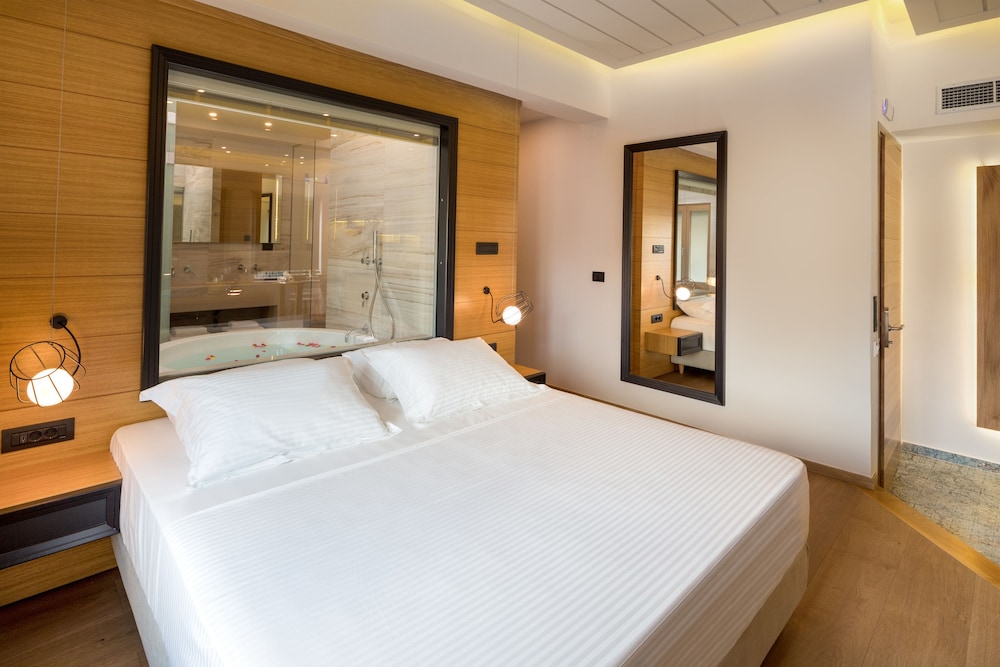 Querini Luxury Suites 18/46