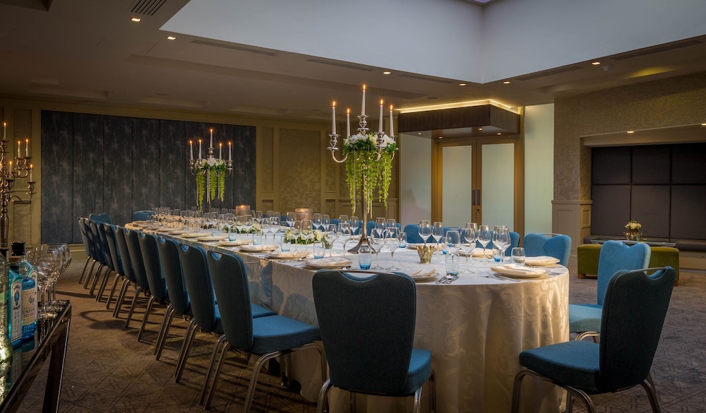 Harbour Hotel 47/64