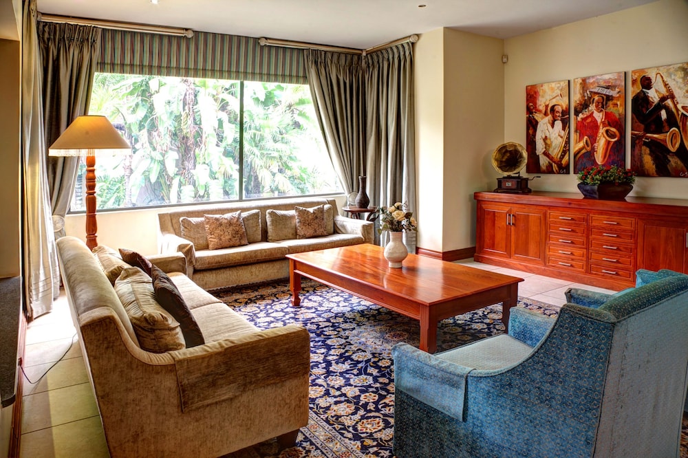 The Links Corporate Guest House 31/50