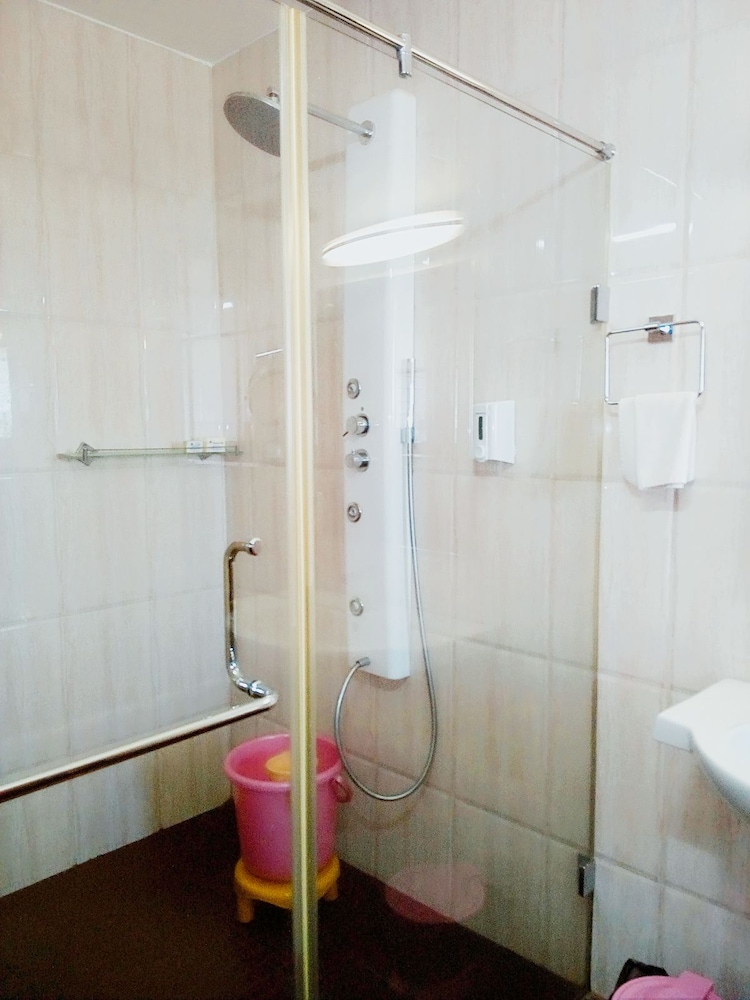 Hotel Madhuvan Serai 25/25