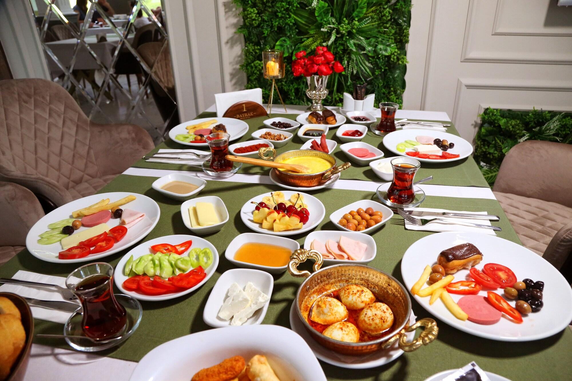 Bayrak Grand Hotel 35/50