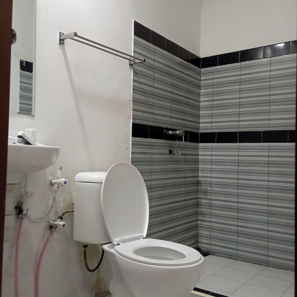 Habibah Syariah Hotel 39/43