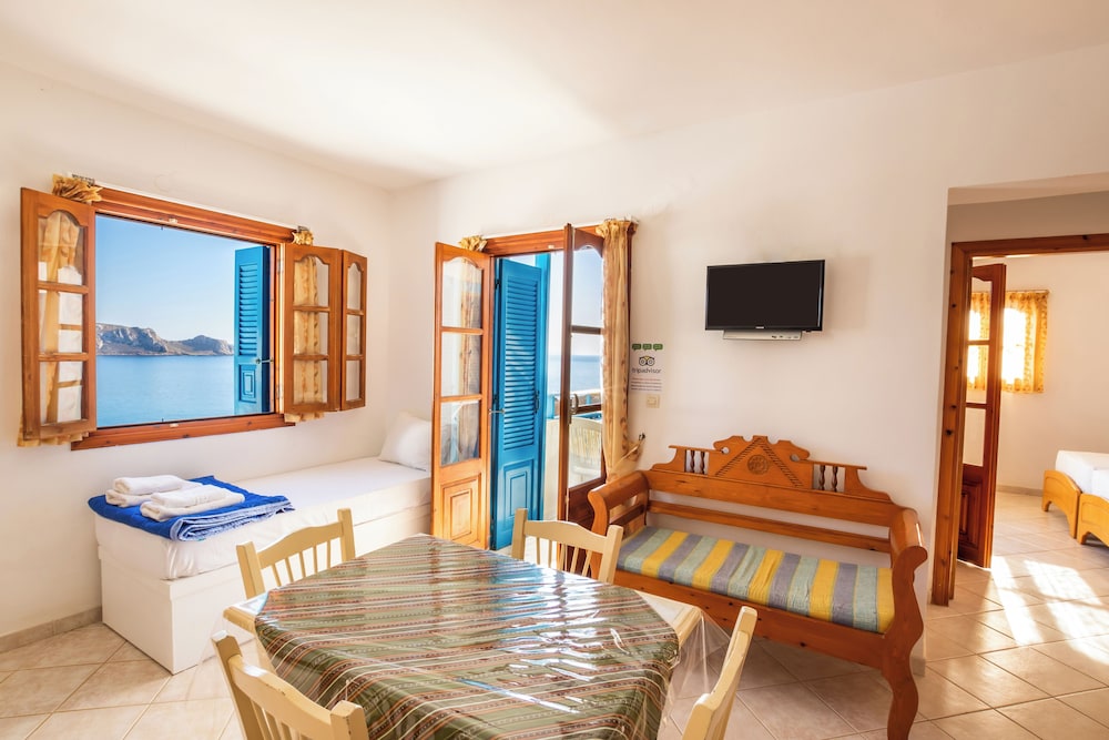 Arhontiko Hotel 32/50