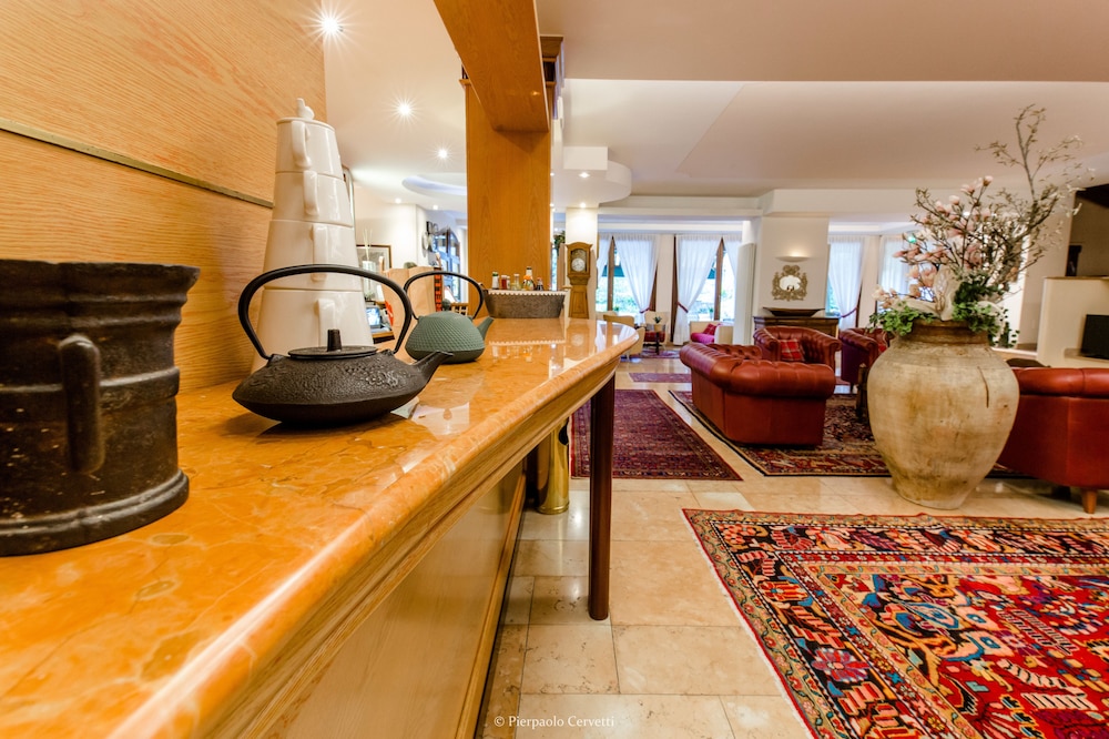 Paradise Hotel and Wellness 2/49