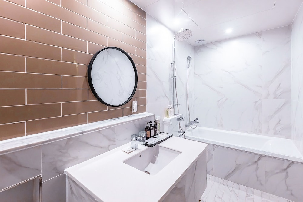 Browndot Hotel Sasang Renecite 45/50