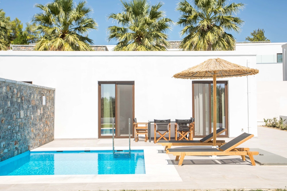 Terra Pietra Luxury Villas & Suites 27/42