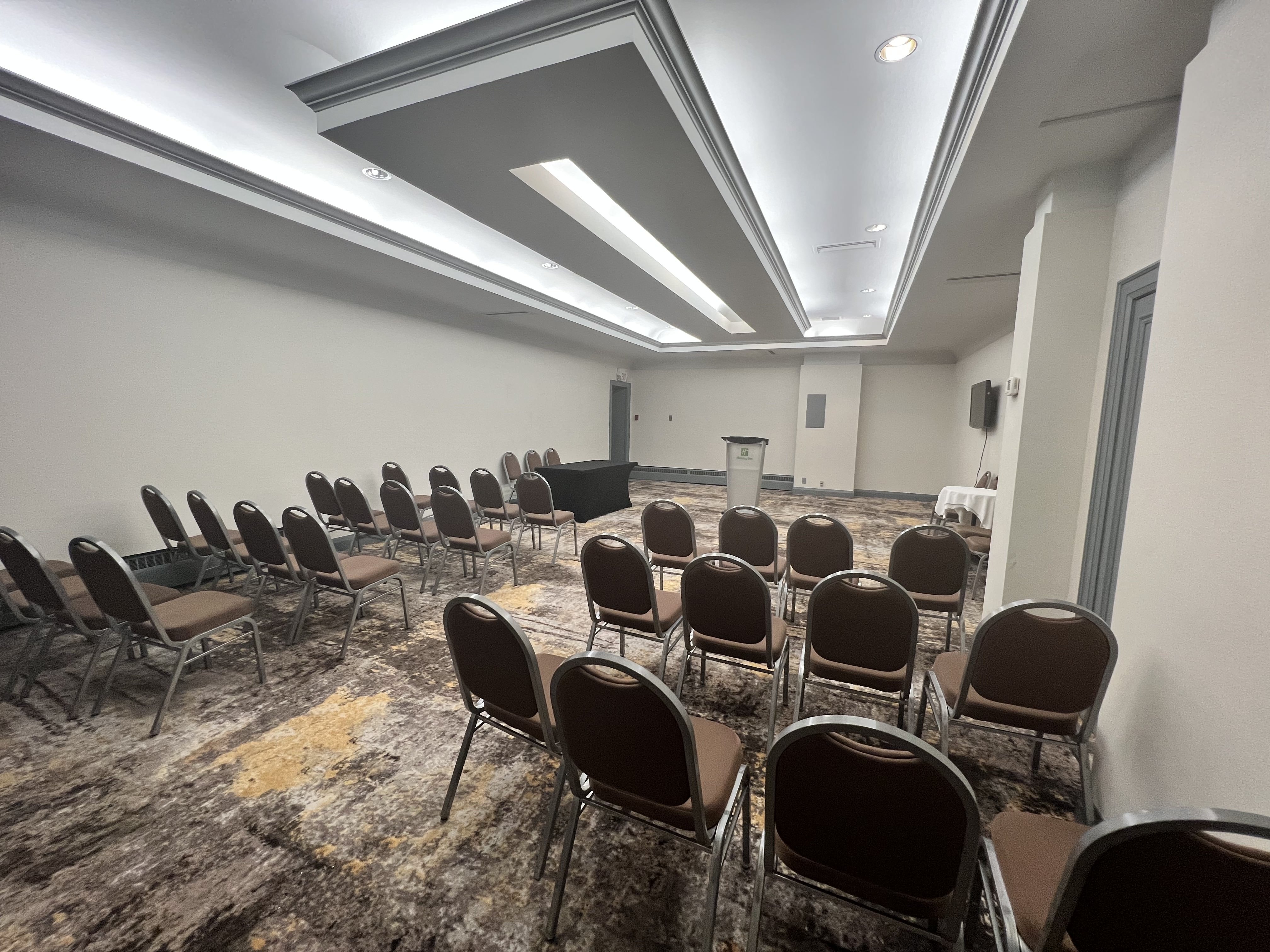 Holiday Inn Toronto Airport East 50/61