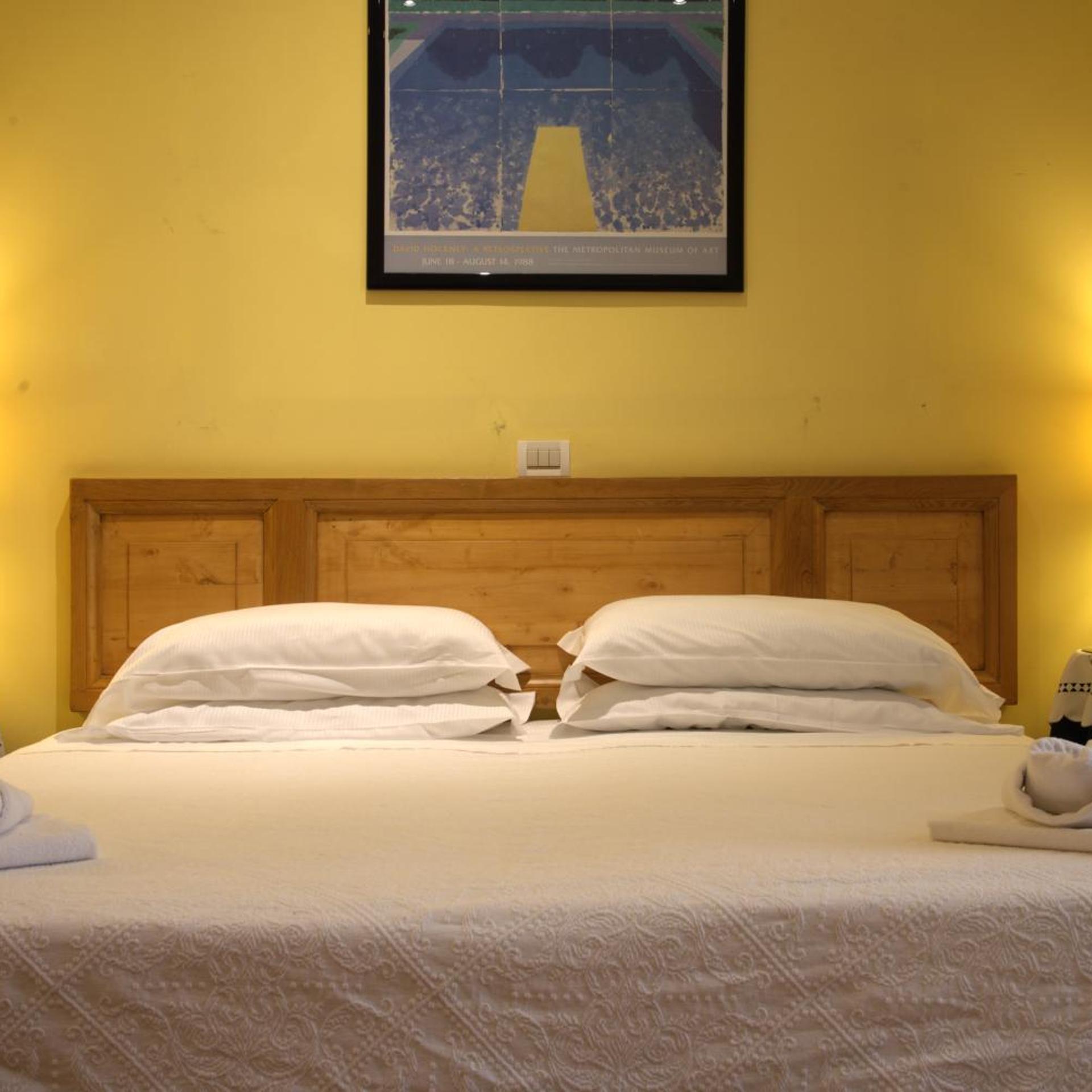 Room, Double or Twin Bed
