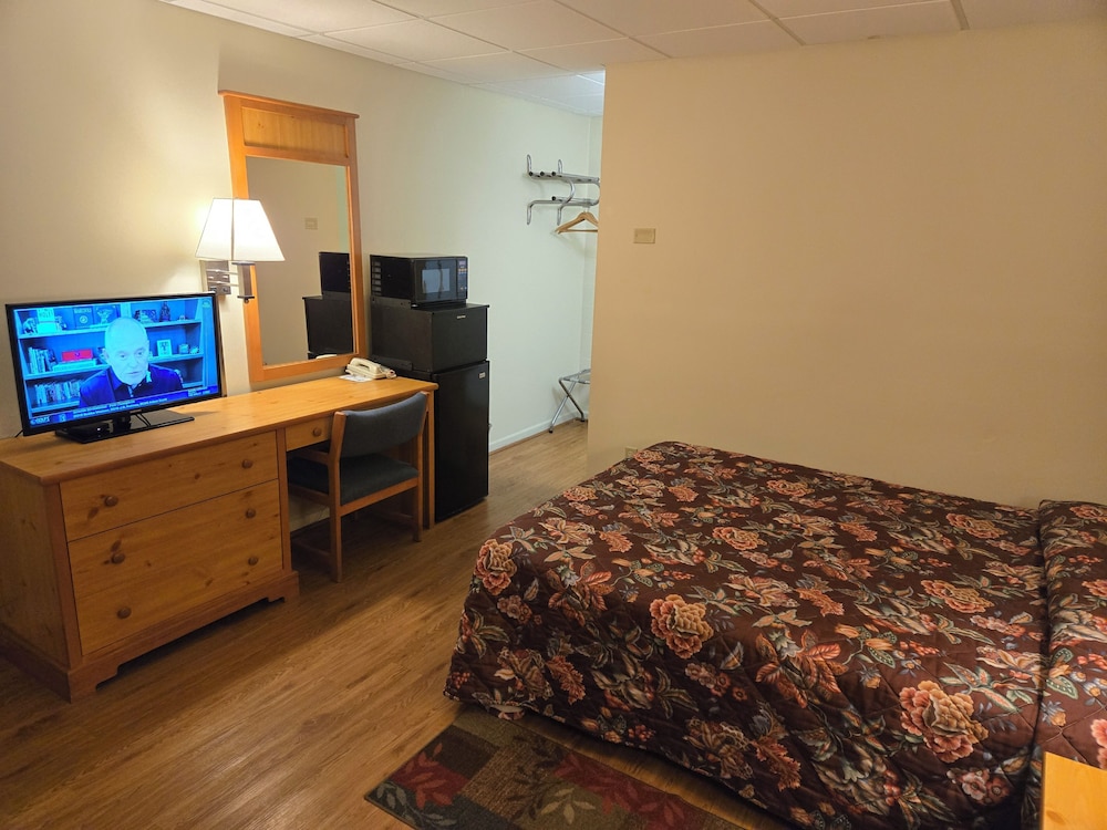 Travelers Lodge Motel Marshall 19/60