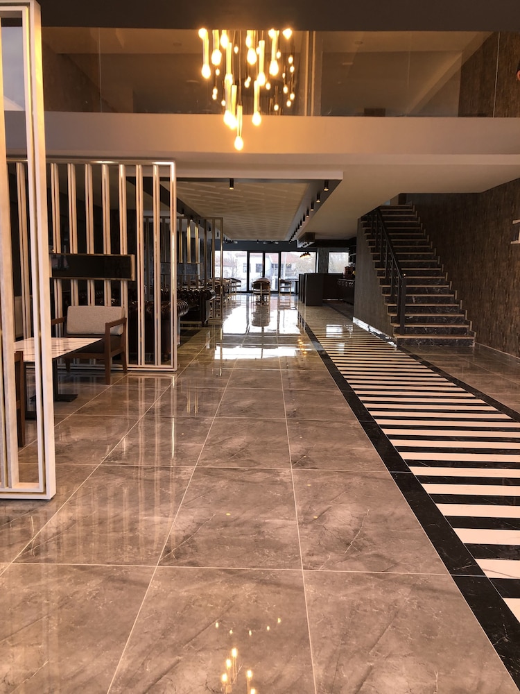 Grand Cakiroglu Hotel 24/26