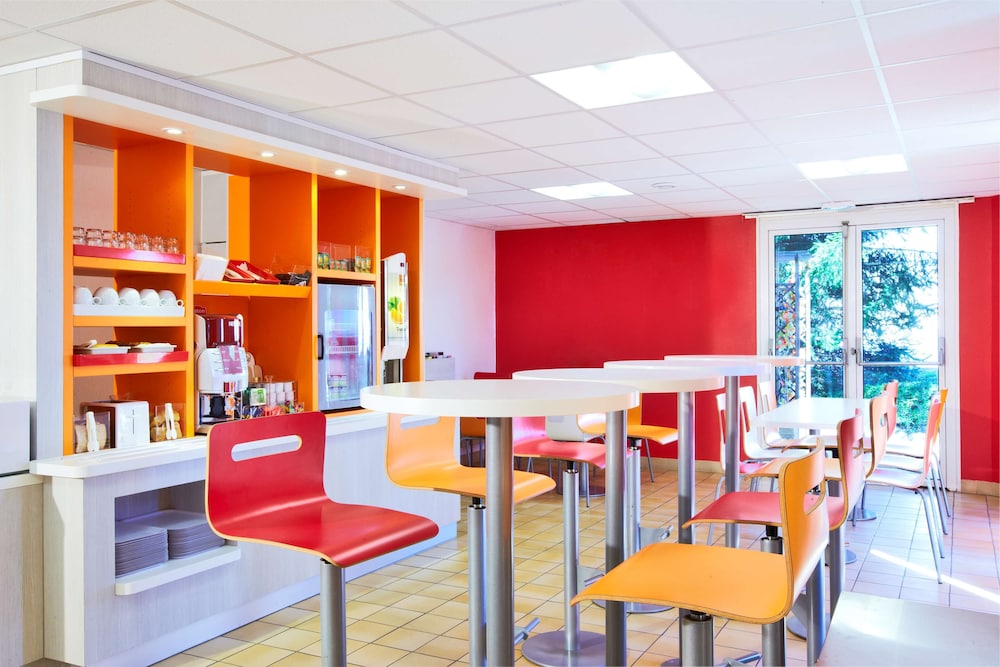 restaurant-cafeteria