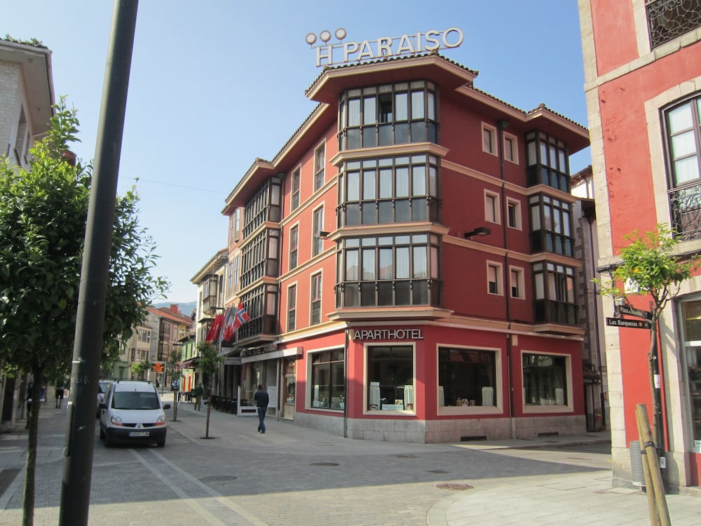 Gran Hotel Paraiso 59/65