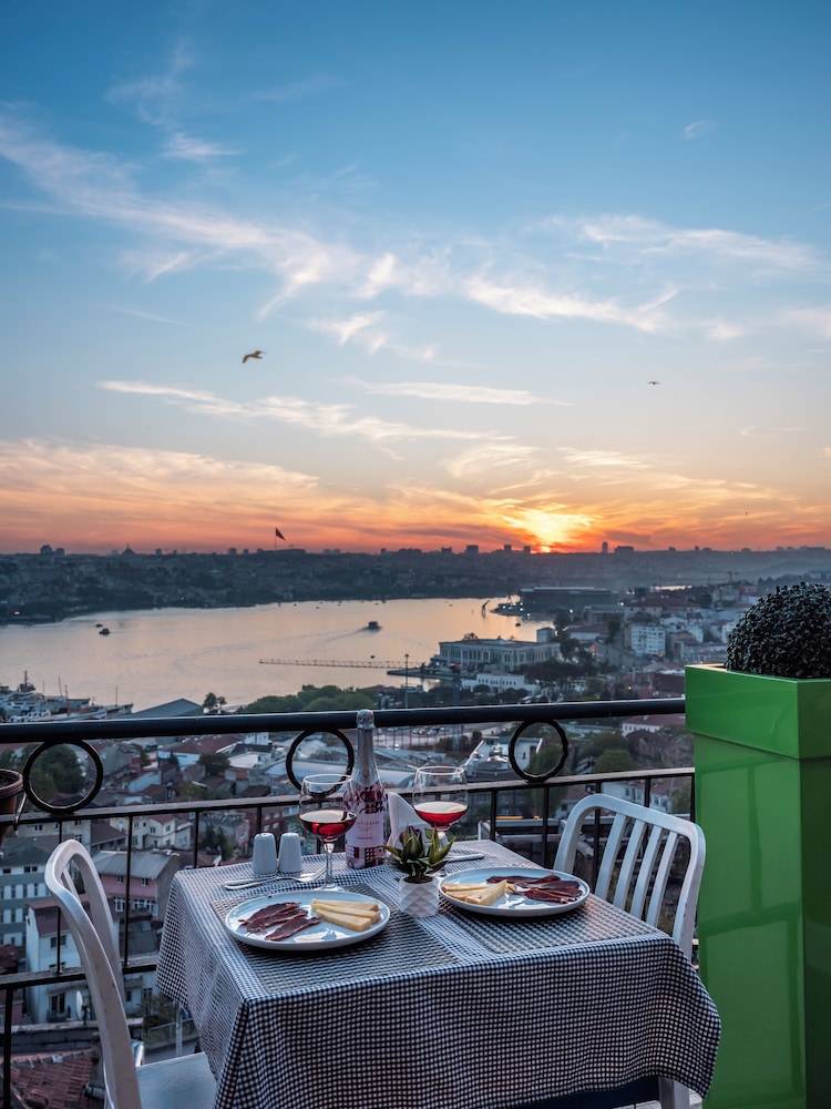 Taksim Terrace Hotel 56/60