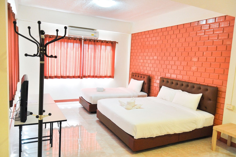 Budsarakam Place Hotel 9/33